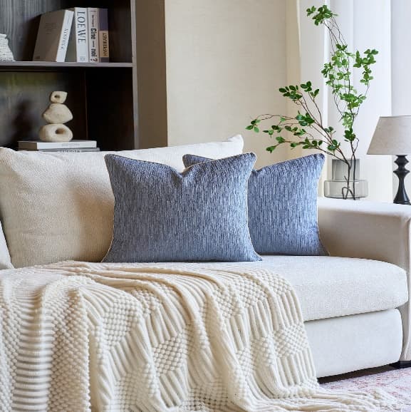 Precision Jacquard Relief Cushion Cover 3