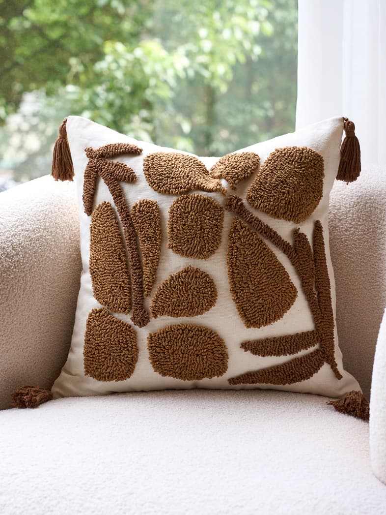 Sculpted Tufted Embroidered Cushion Cover 2